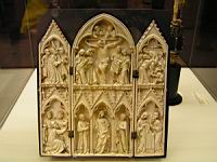 Triptyque, Scenes de l'Enfance et de la Passion du Christ (Ivoire) (Paris, musee de Cluny) (2)